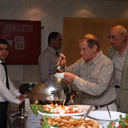 עקבה Al Raad Hotel מראה חיצוני תמונה