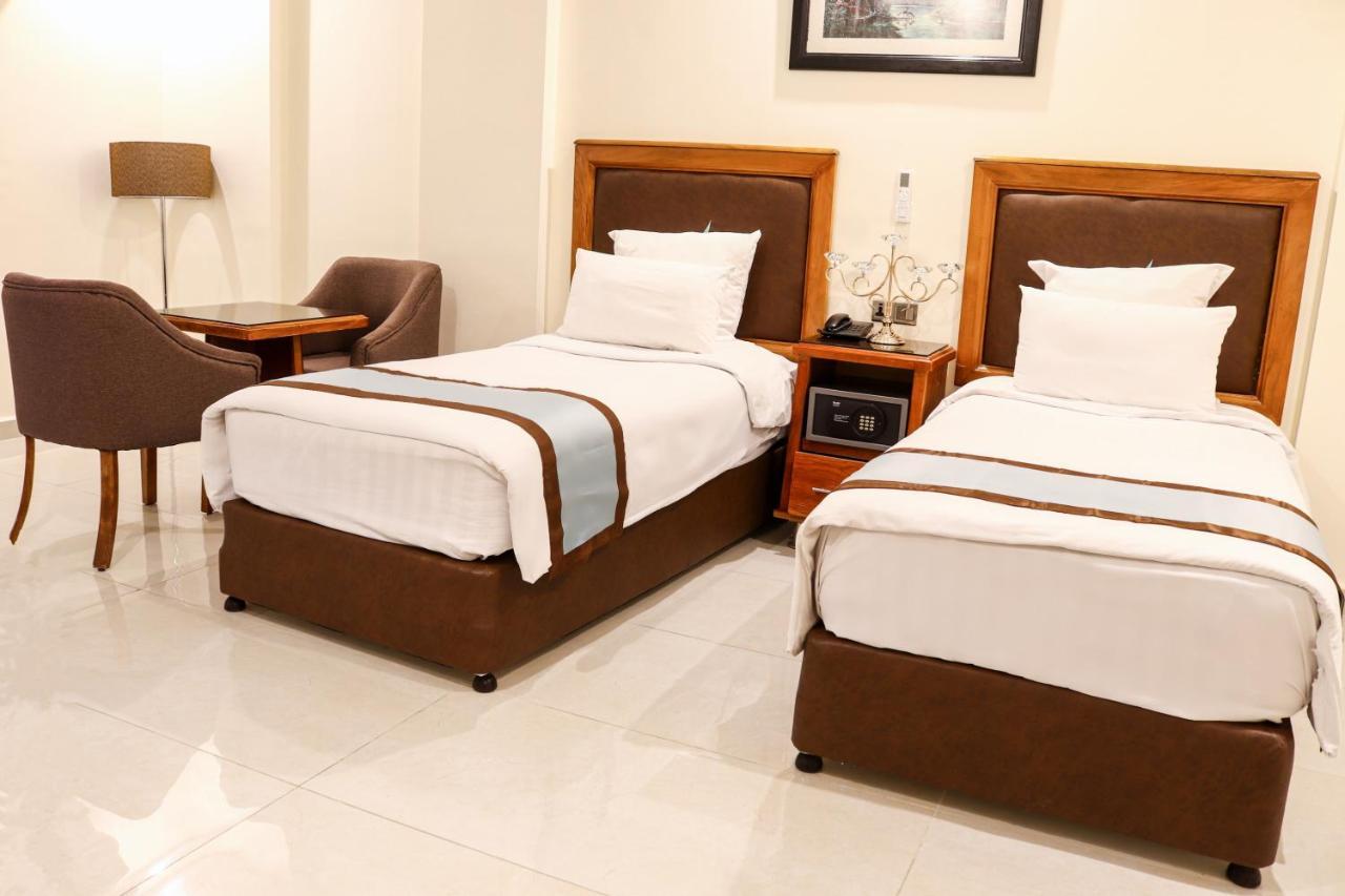 עקבה Al Raad Hotel מראה חיצוני תמונה