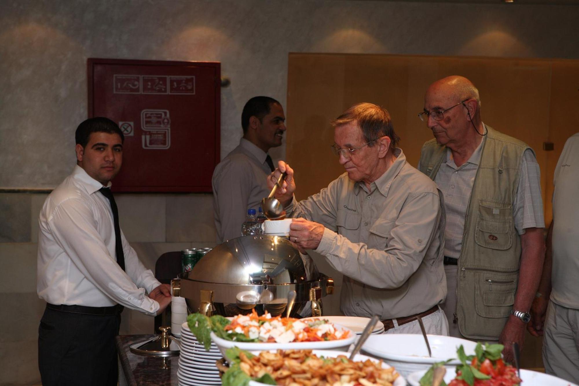 עקבה Al Raad Hotel מראה חיצוני תמונה