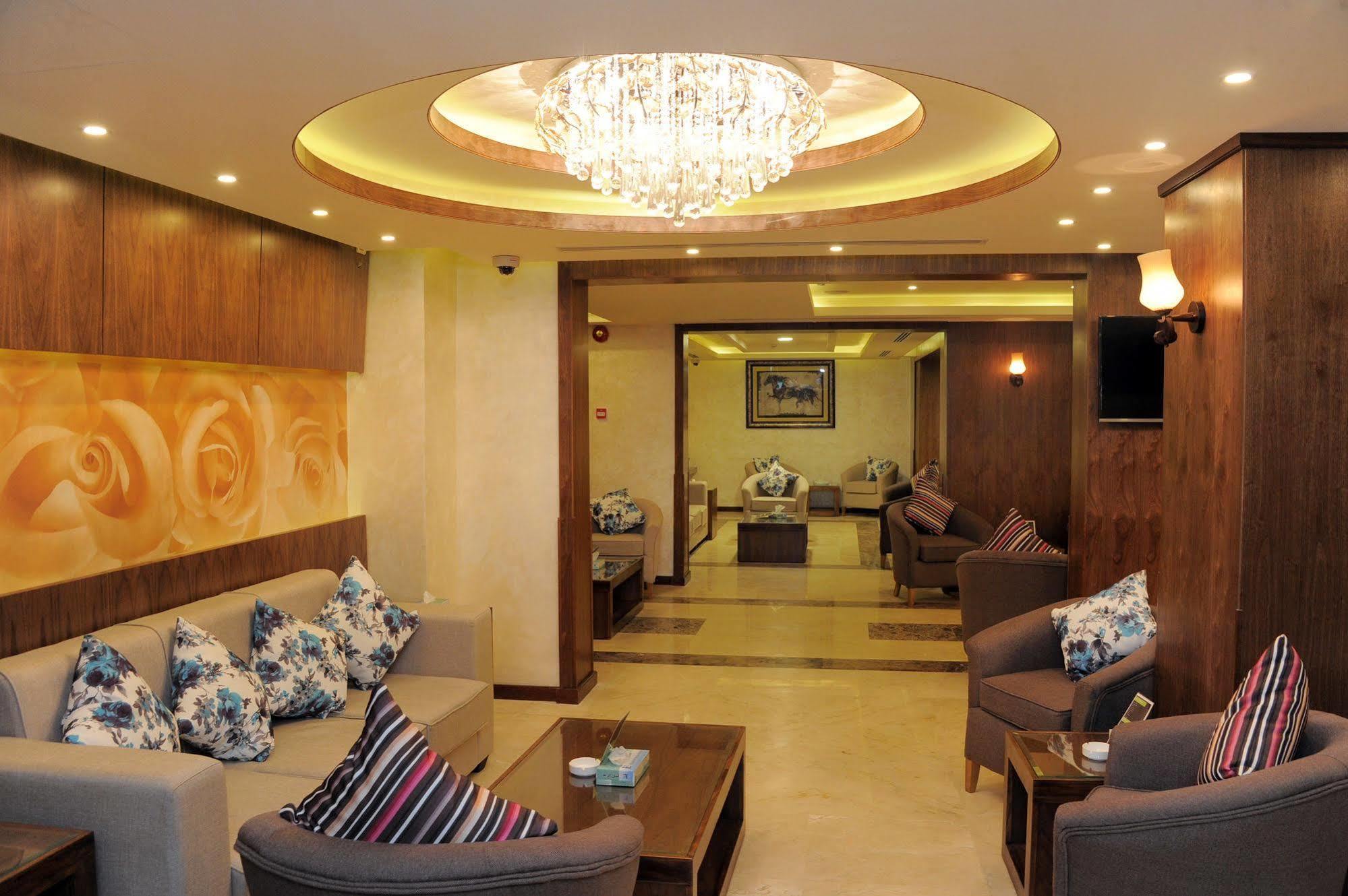 עקבה Al Raad Hotel מראה חיצוני תמונה