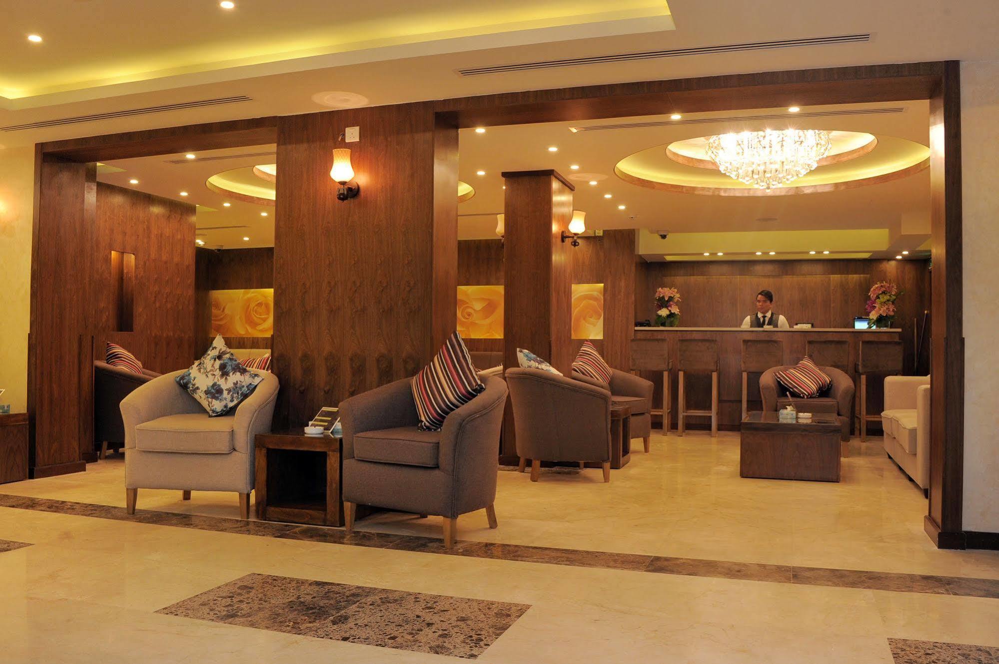 עקבה Al Raad Hotel מראה חיצוני תמונה