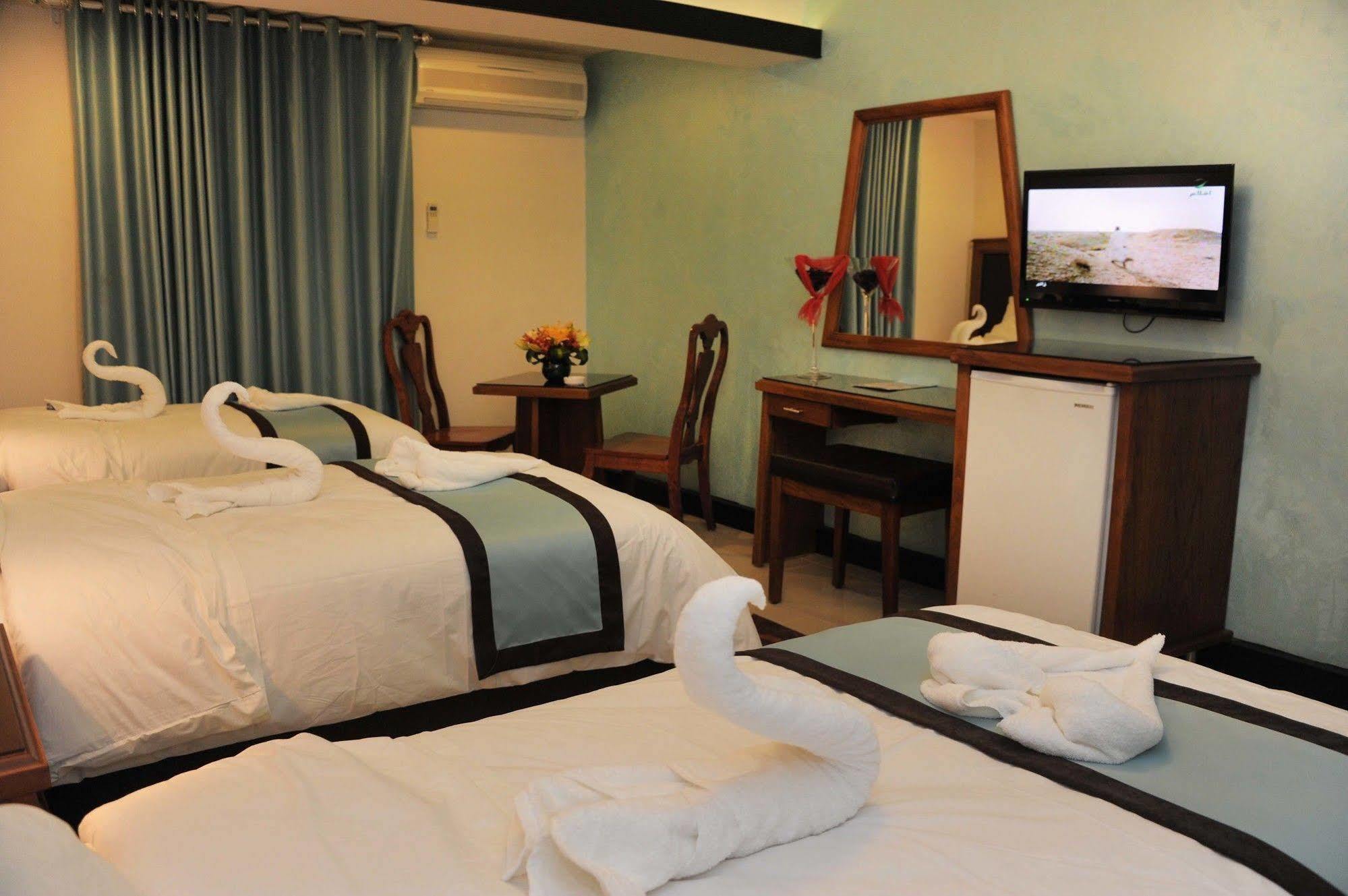 עקבה Al Raad Hotel מראה חיצוני תמונה